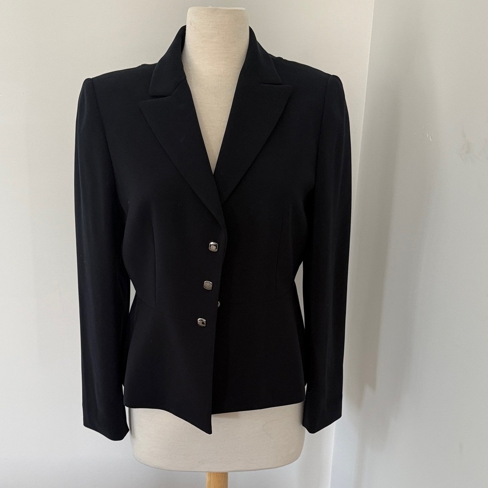 Tahari ASL Classic Black Blazer